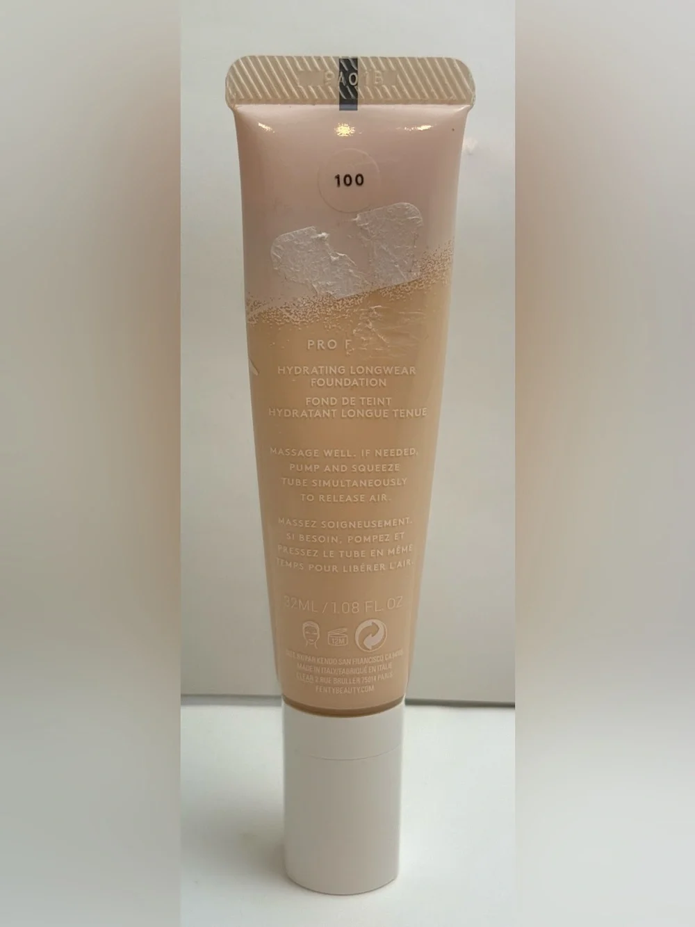Fenty Beauty Pro Filt'r Hydrating Longwear Foundation Shade 100